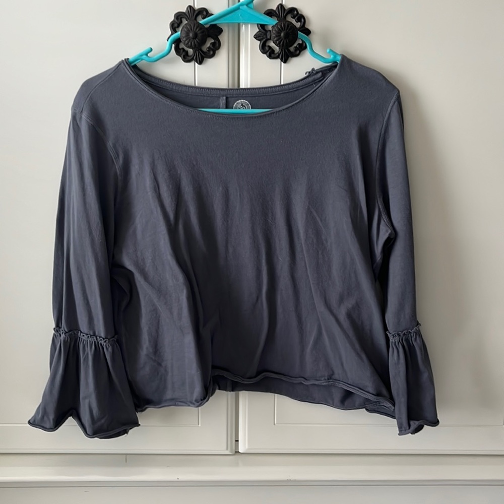 Cropped shirt